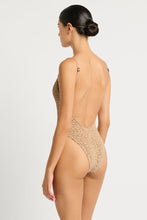 Load image into Gallery viewer, Bond-eye Low Palace onepiece - Oat Leopard -