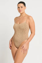 Load image into Gallery viewer, Bond-eye Low Palace onepiece - Oat Leopard -