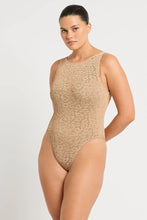 Load image into Gallery viewer, Bond-eye Guinness Onepiece - Oat Leopard