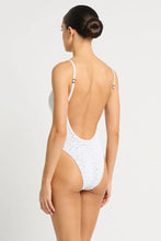 Load image into Gallery viewer, Bond-eye Low Palace onepiece - White Leopard
