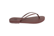 Load image into Gallery viewer, Malvados Lux flip flop Brunette