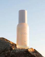 Load image into Gallery viewer, Coola SPF 30 Clear Skin Oil-Free Moisturizer
