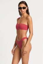 Load image into Gallery viewer, Bond-eye Zuri + Siara reversible bikini set Sienna / Scarlet
