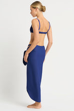 Load image into Gallery viewer, Bond eye Jinx Maxi Sarong Sapphire
