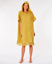 Load image into Gallery viewer, Ripcurl Stone wash hooded towel poncho
