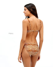 Load image into Gallery viewer, Vix Gwen Maza Corsage Bikini set SOLD SEPARATELY
